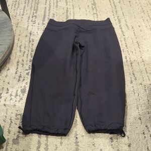 Lululemon Astro relaxed fit crops black